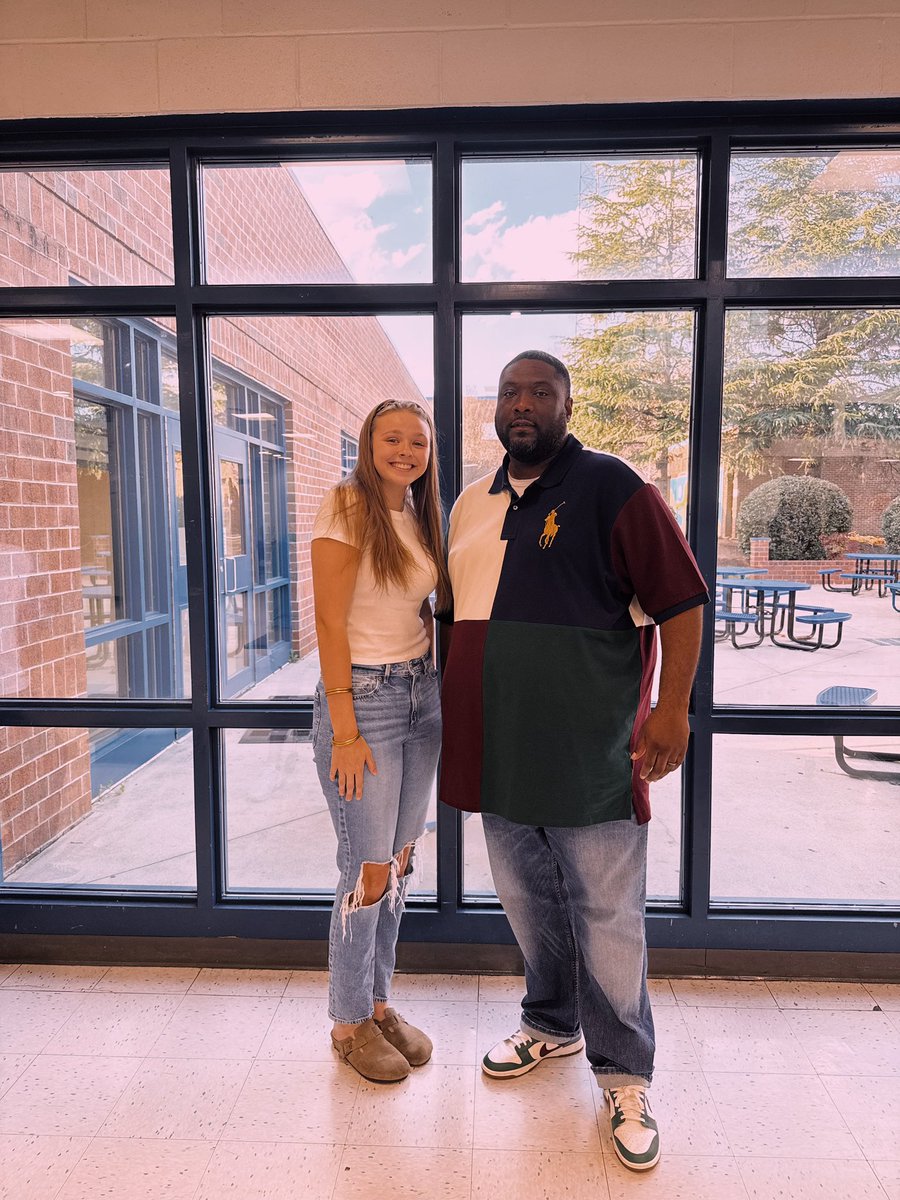 Hailey Burgess tweet media