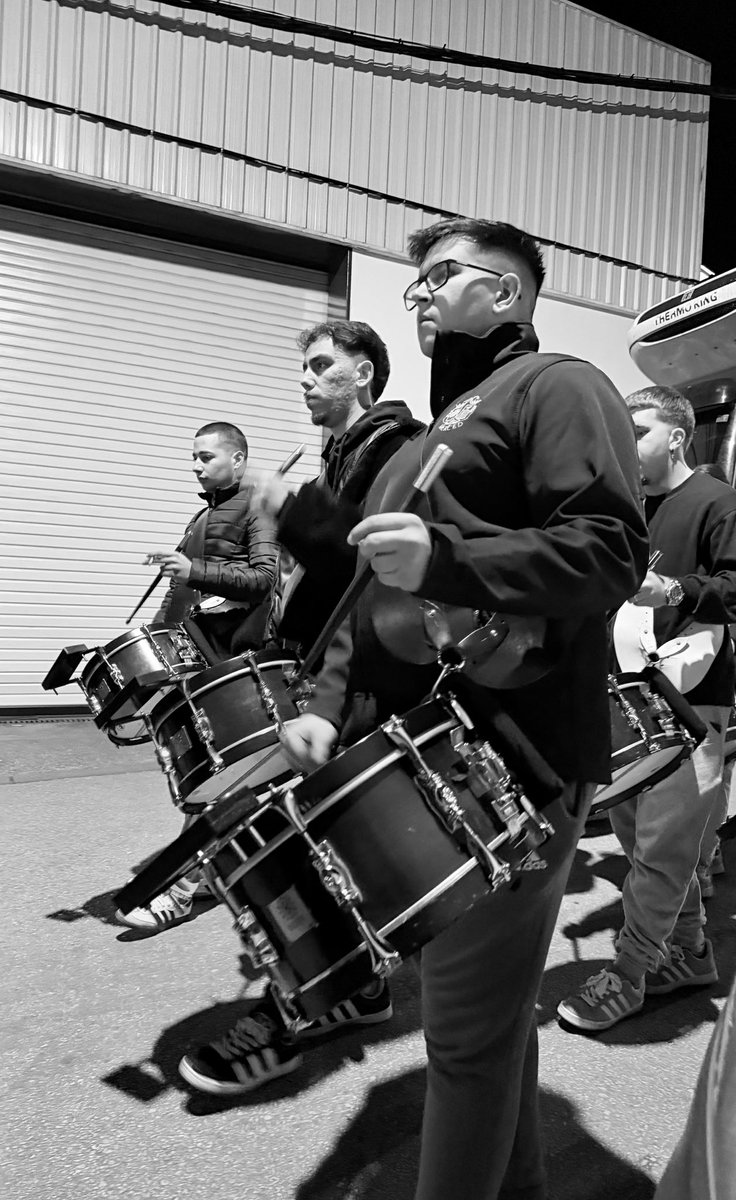 𝐀 𝐭𝐚𝐧 𝐬𝐨𝐥𝐨 𝟏𝟕 𝐝í𝐚𝐬…🎶🎺

#atumerced 💜