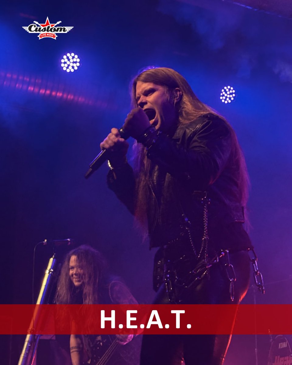 Sala Custom tweet media