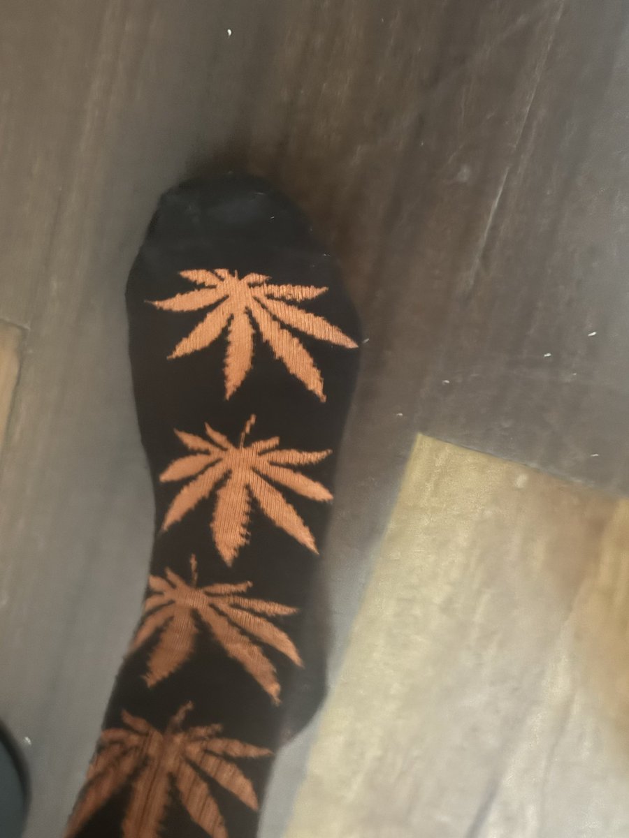 MickaelaWww's tweet image. Years ago I thought this was a maple leaf 🍁, not weed.
During a curling match (Canada vs another team) I told my Canadian coworker I support Canada.
He asked why.
I pulled up my trousers and showed my socks: “Because of this.”
#maple  #weed