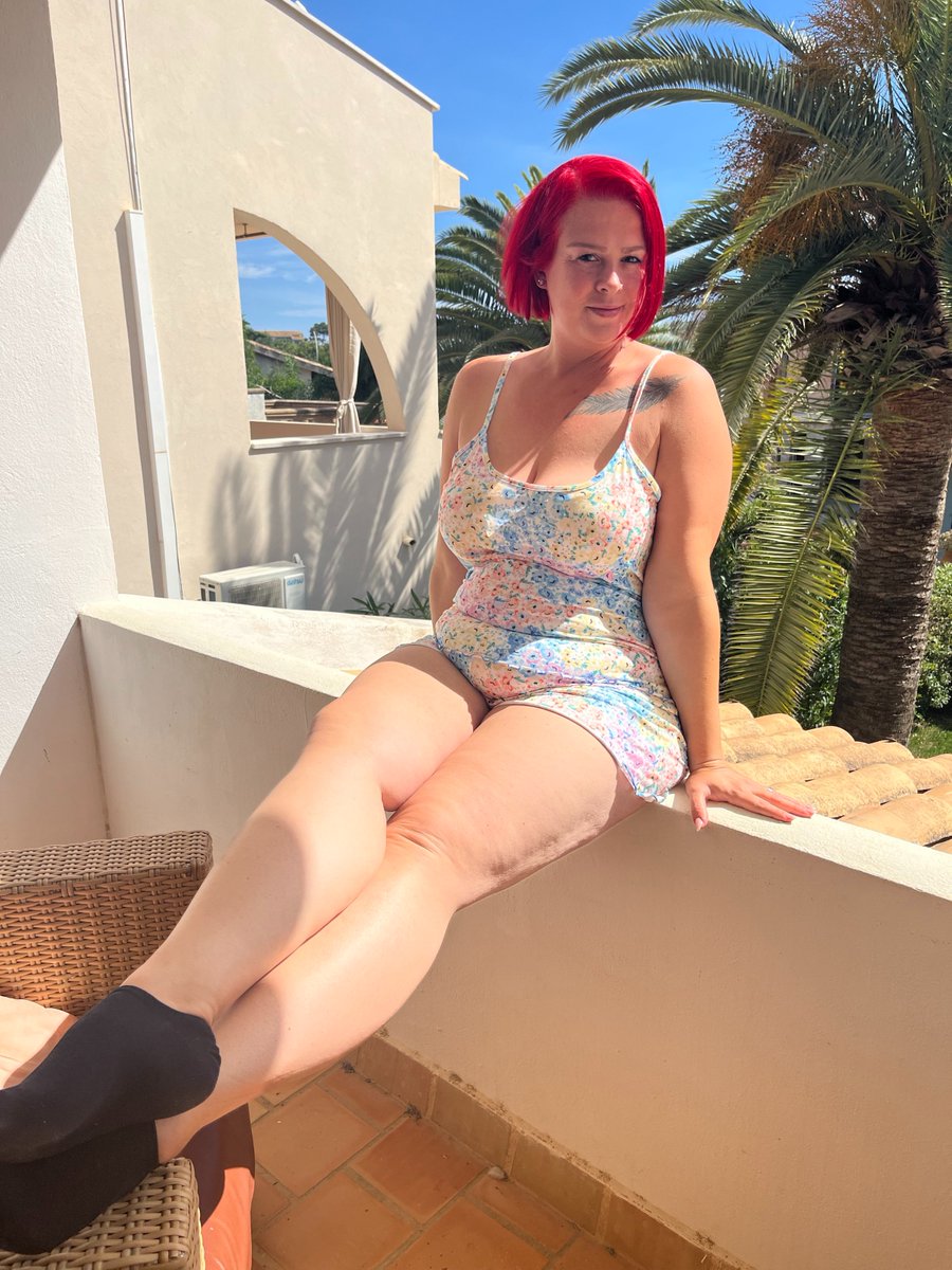 Sarah 🌞 tweet media