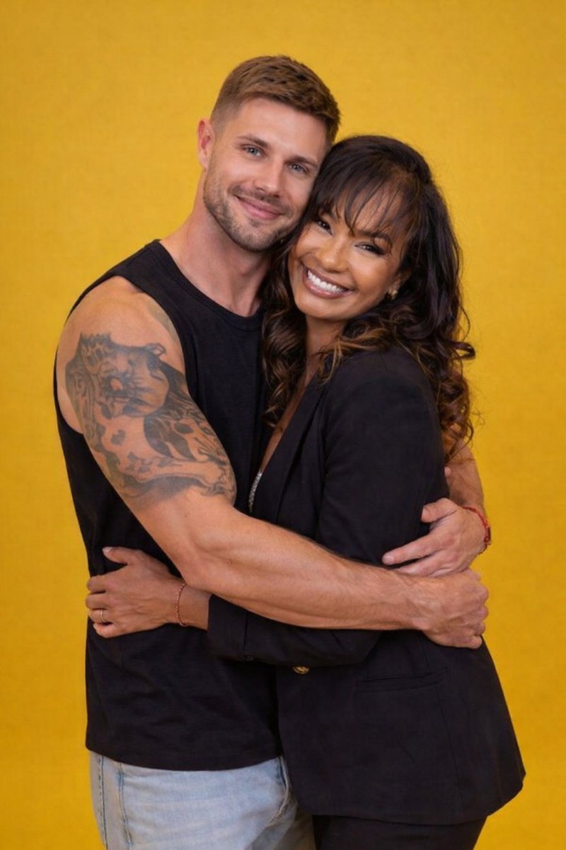 costaflaviss's tweet image. Hoje vem aí, meu casal ❤️✨️
#SOLANAS #JOSOL