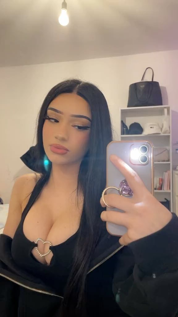 meloo2004's tweet photo. Cumtribute 🙈? https://t.co/uxjuBKTBbL