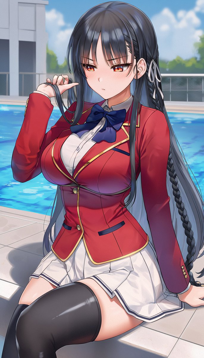 Horikita Suzune, in an outdoor pool