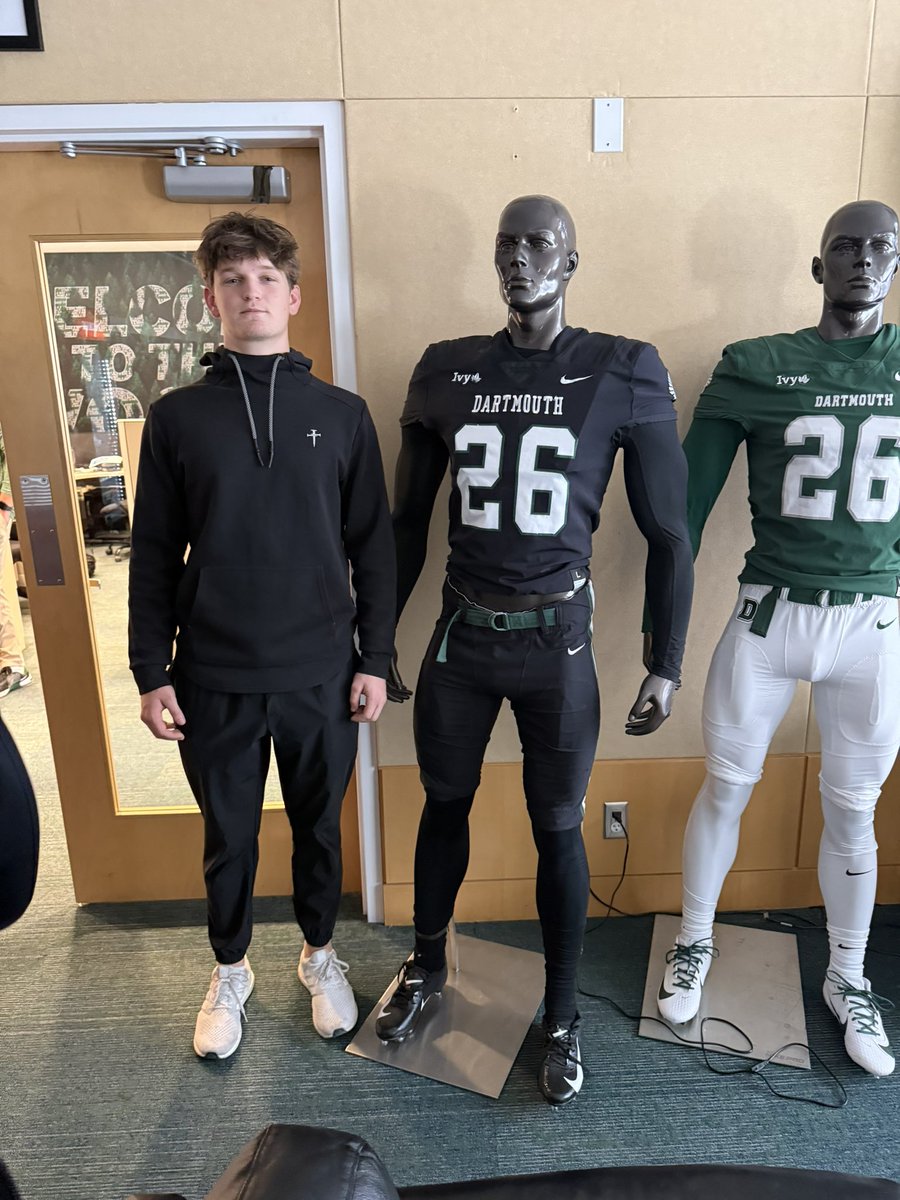 Charlie Bunch | 27’ WR | 6’2” | 190 | tweet media