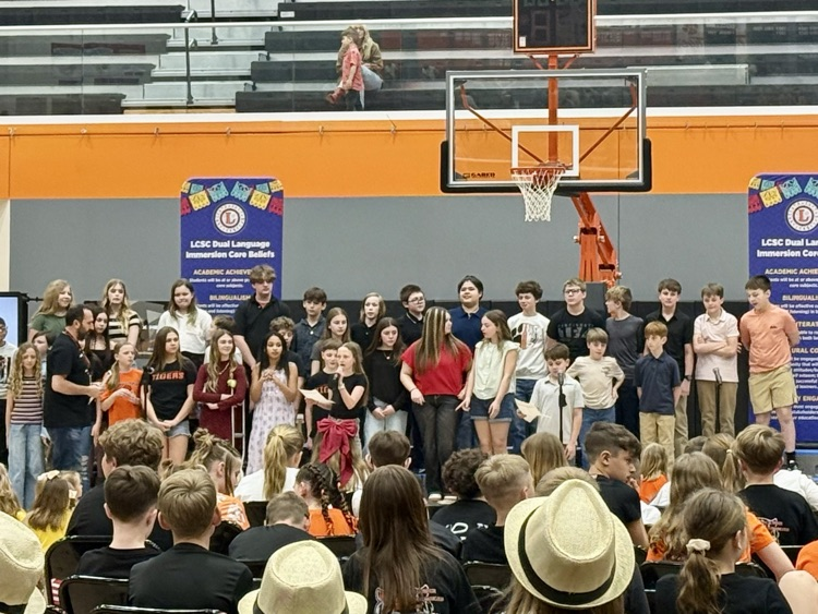 Greendale Middle tweet media