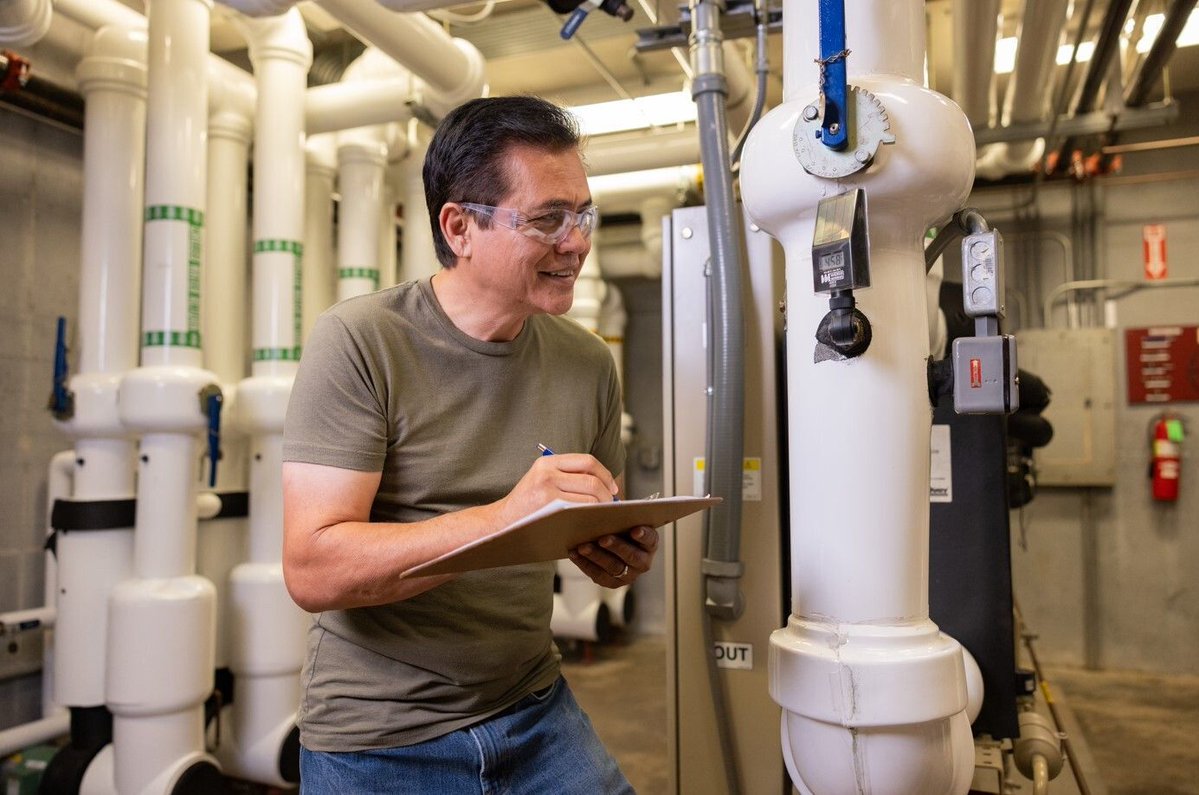 California Community Colleges tweet media