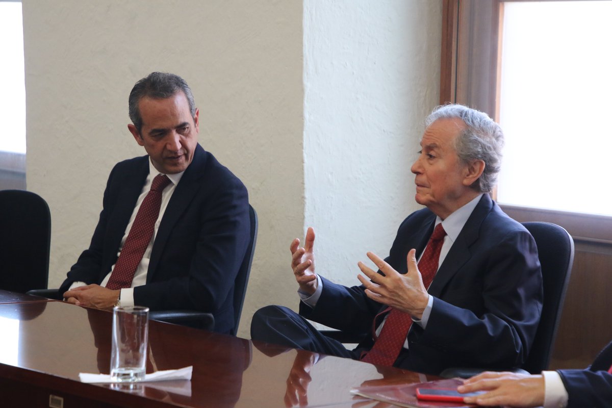 imatiasromero's tweet photo. Esta mañana previo a la presentación del número 132 de la #RMPE, nos reunimos con autoridades de la @Amaie_Mexico y de la DG de Coordinación política, para reafirmar oportunidades de cooperación institucional. https://t.co/g6xlkszrwO