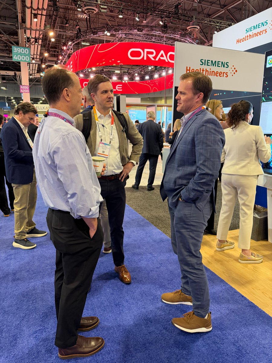 UpToDate tweet media