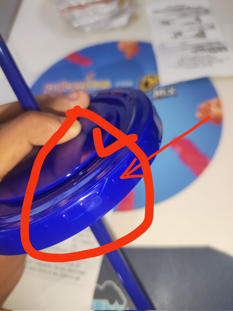 AnonOps_Action's tweet photo. @AyudaCinepolis hola buenas tardes, fui a las 2pm aprox por el vaso proporcional de Mario Bros, me dieron un vaso dañado y argumentan que se me cayó, en ningún momento se me cayó, me lo cambiaron y aún así me dieron un dañado y me comentan que es la pintura, dónde pongo mi queja https://t.co/VWoAmBRYZQ