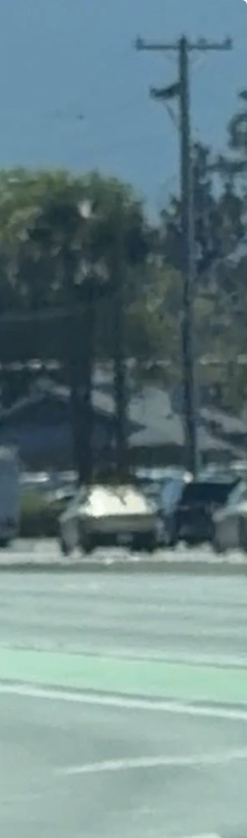 OMG_RIVIAN tweet media