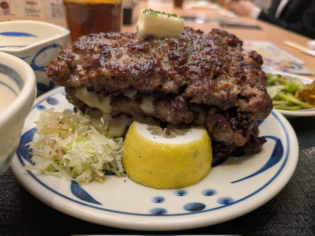 いしのなかにもさんねん tweet media