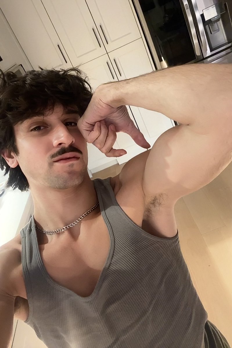 kitchen biceps &amp; bedroom eyes