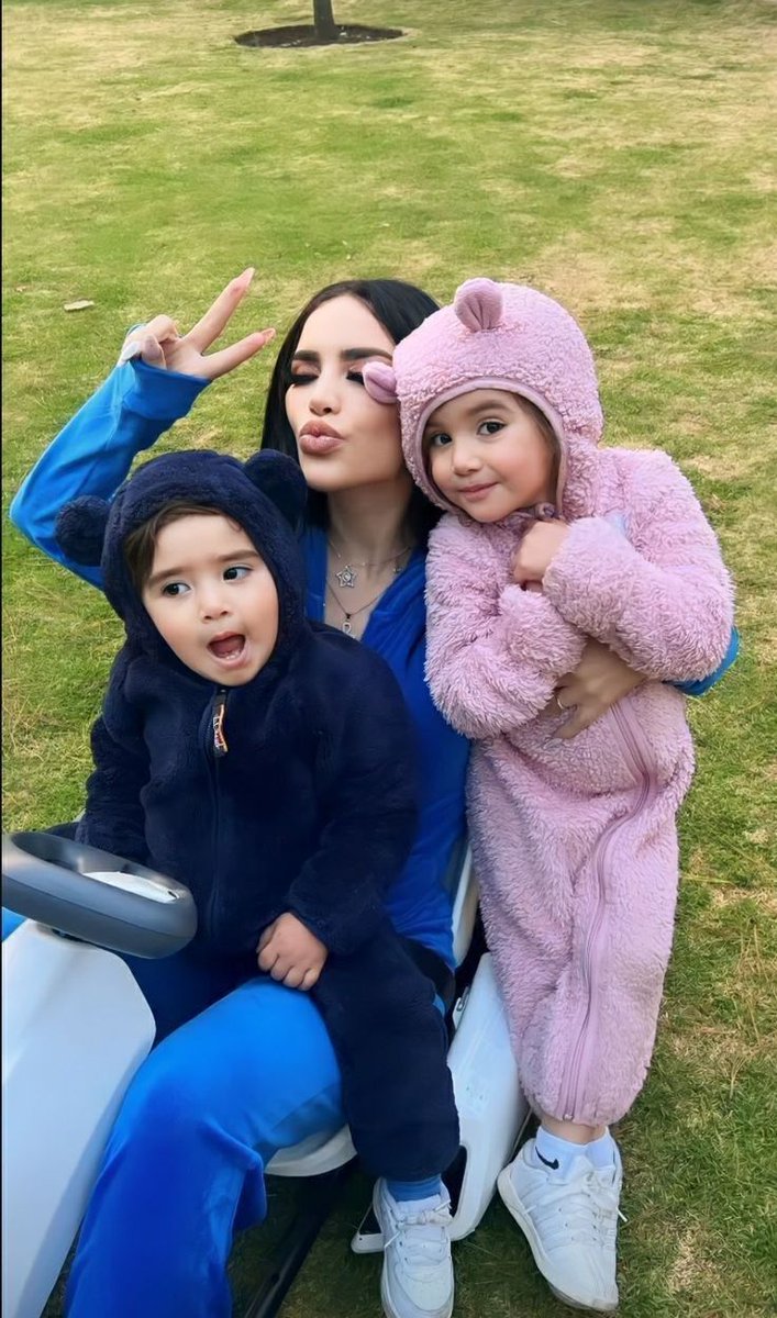 †DEVOTO† tweet media