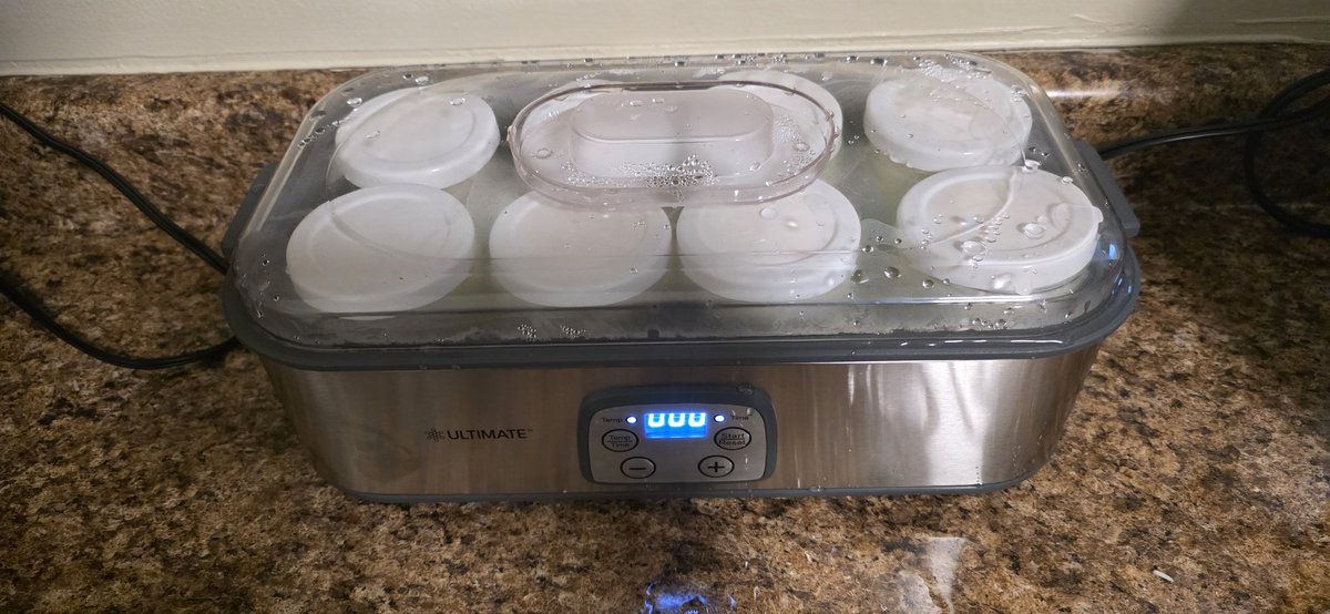Cearbh's tweet photo. First time making yogurt with @RealSuperHealth and it’s the best! Super easy process and I love that the containers are a breeze to clean. Definitely a new weekly staple.
#UltimateHealth #ad https://t.co/p3c83wBkvZ