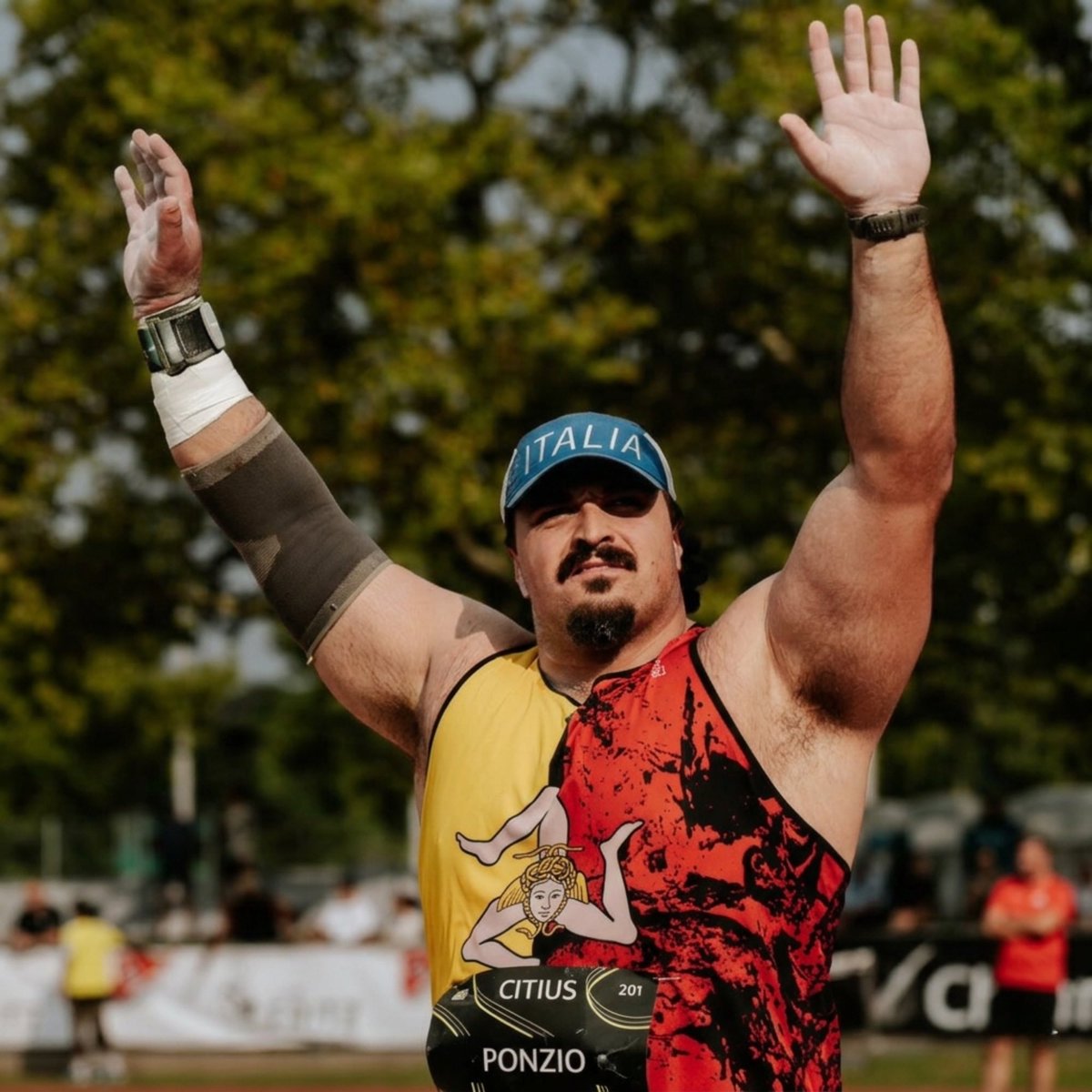 TrackBarn tweet media