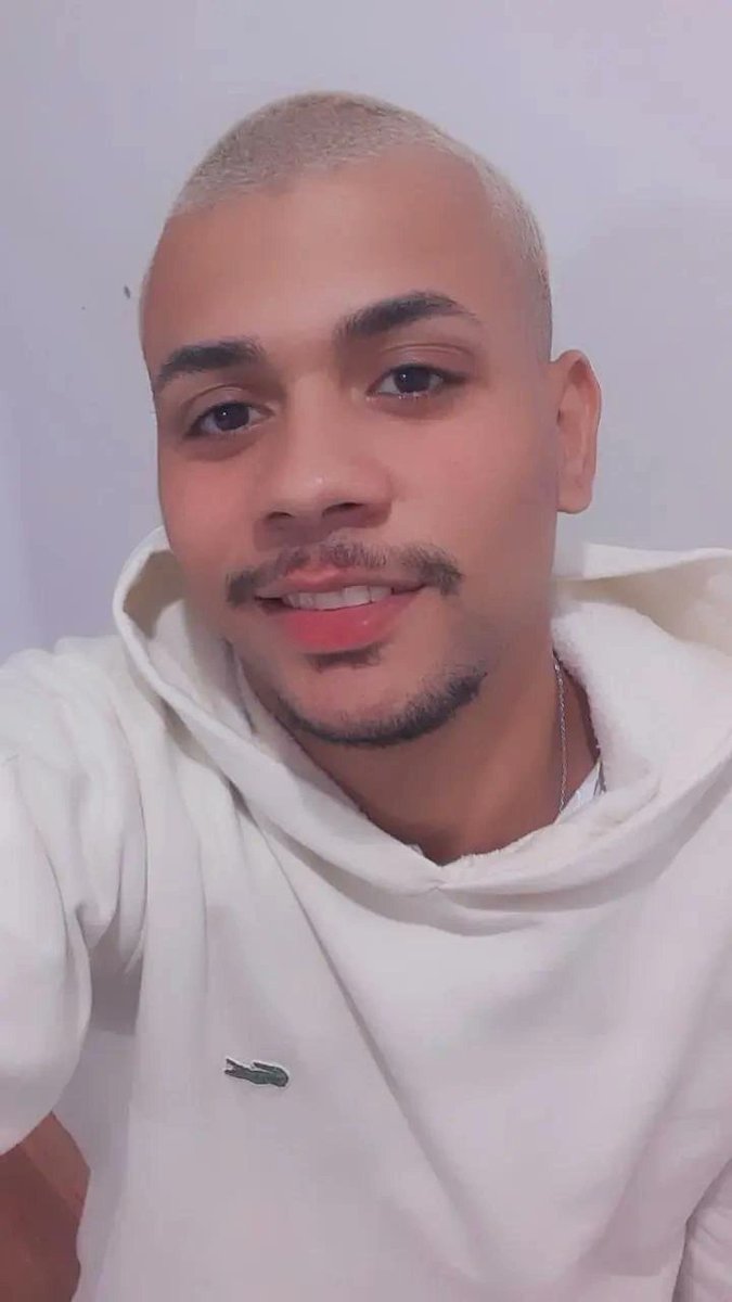 Novinho86240780's tweet photo. Sorrindo pra vida e deixando ela sorrir de volta.” https://t.co/qsgiXMZHx9