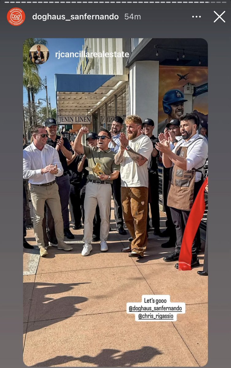 BoxingHelenaa tweet media