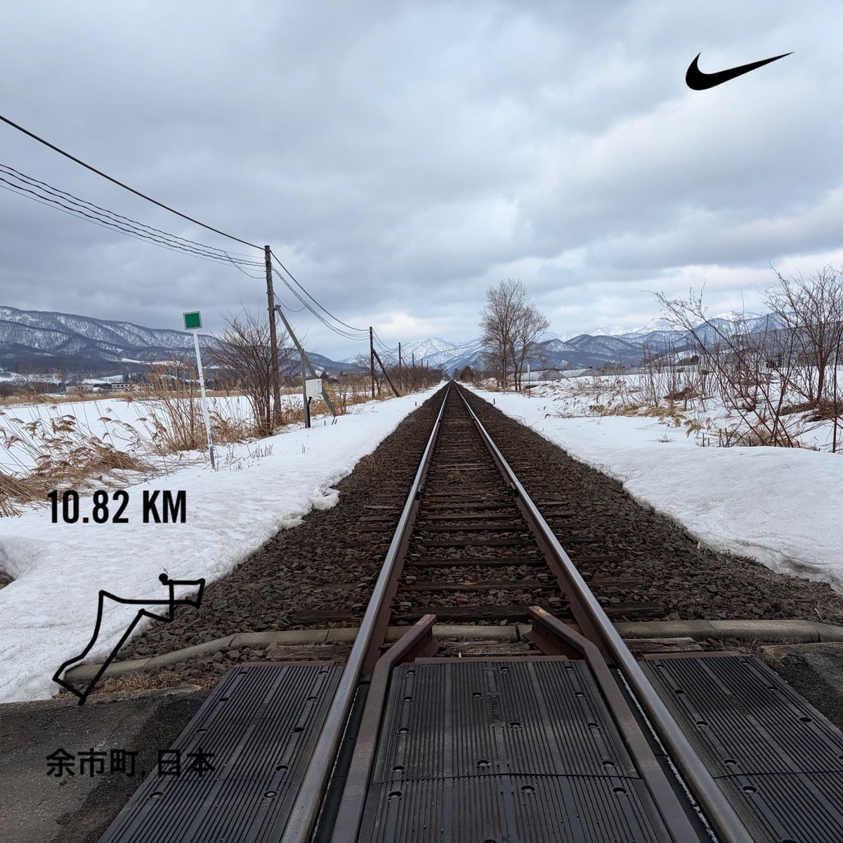 hineyoko's tweet image. 今朝のラン。膝イタならず、ホ。そろそろ距離を延ばしていかないとなー。
色んなところでさようならの季節。ちょっとしんみりしながらラン。
#MorningRuns #running #runninginthesnow #朝ラン #雪ラン