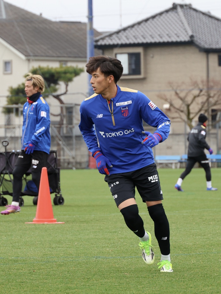 🔵選手情報🔴
#山口太陽 選手が、愛媛FCに育成型期限付き移籍することが決定しました。
契約期間は2026年6月30日までとなります。
fctokyo.co.jp/news/details/3…

山口選手コメント
「このたび、愛媛FCに期限付き移籍することになりました。