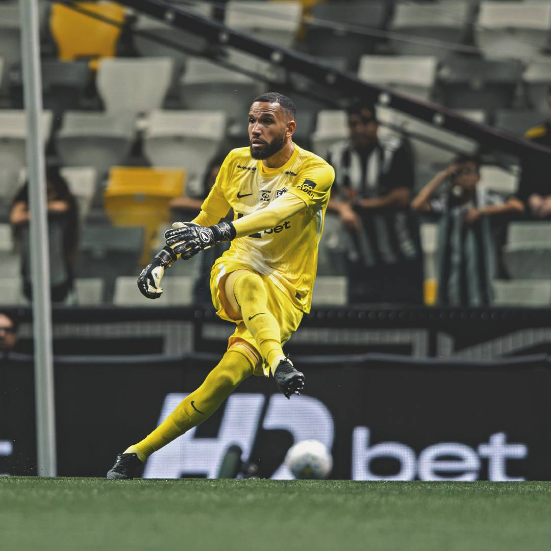 R10 Score tweet media