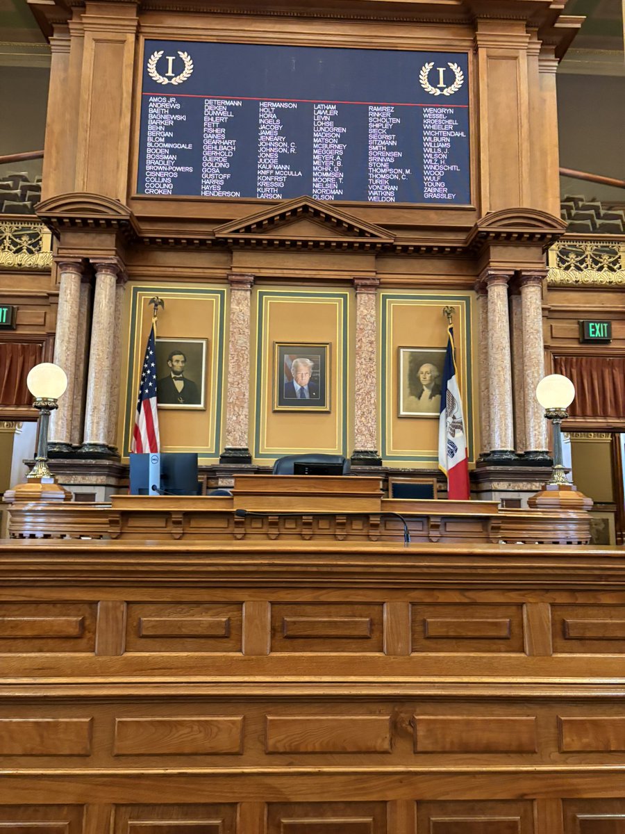 Had a great time today at the filing party and press conference for <a href="/hinsonashley/">Ashley Hinson</a> in the State Capitol! Also had a great time exploring the building!!! 
 <a href="/dixonswolfe/">Dixon Wolfe</a> <a href="/bgalsWI/">Brett Galaszewski</a> <a href="/TPAction/">Turning Point Action</a> <a href="/tylerbowyer/">Tyler Bowyer</a> <a href="/Gavin_NelsonIA/">Gavin Nelson</a> <a href="/kalbertsen09/">Kylie Albertsen</a>