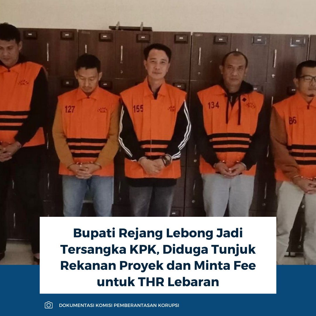 kompascom's tweet image. KPK menetapkan Bupati Rejang Lebong Muhammad Fikri Thobari sebagai tersangka suap ijon proyek. Empat orang lain ikut dijerat, termasuk Kepala Dinas PUPR. Kasus ini terungkap lewat OTT dengan bukti uang Rp 756,8 juta.

~RK #KPK #bupati #rejanglebong