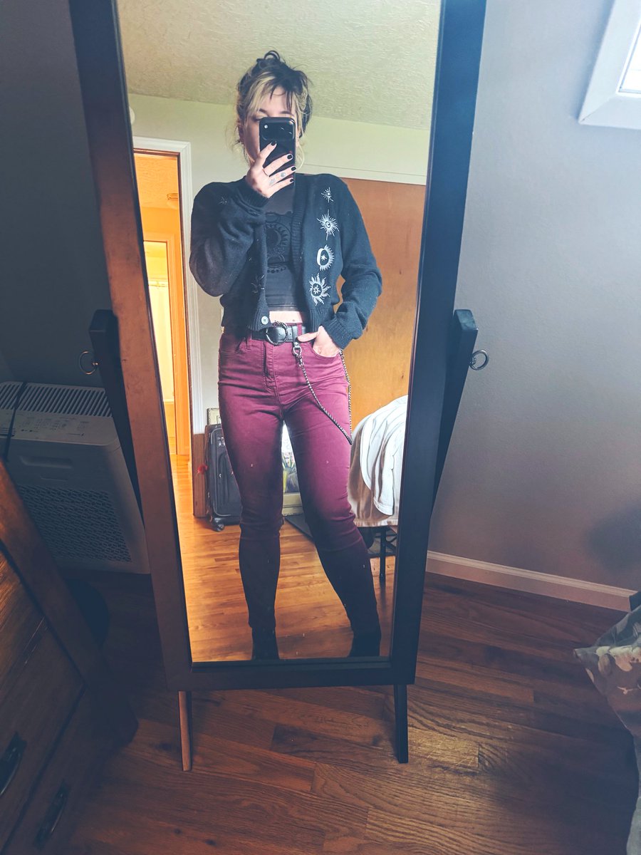 caseyroo tweet media