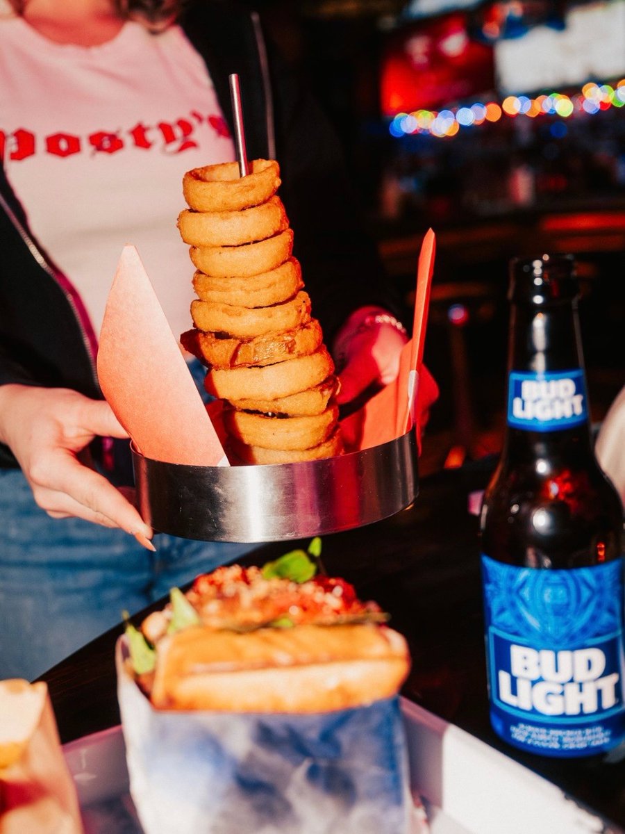 postysbar tweet media