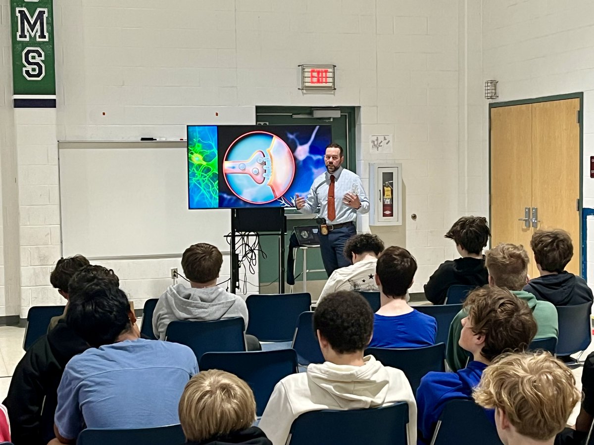 DEAStLouis tweet media