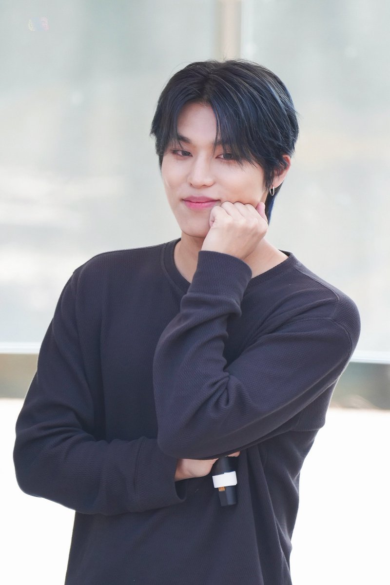 lyyz𖤐 tweet media