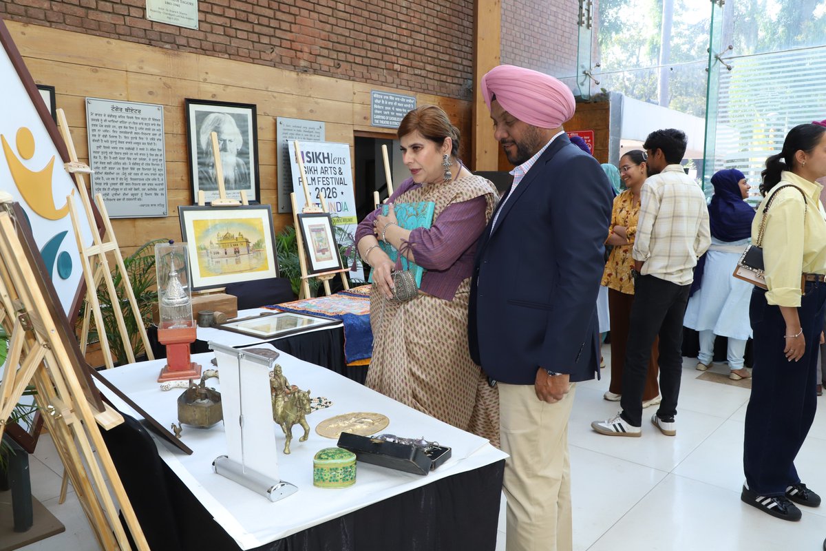 pinakamediawork's tweet photo. (3/3) Official Pictures #SikhlensIndia2026 | Post 60 - Issued on March 12, 2026 | Glimpses of the Exhibitions | Sikh Art 🎨 offered a breathtaking visual treat, creating an immersive museum environment that brought the vastness of #Sikh heritage and history to life. @SikhLens https://t.co/Dxvt32NaV1
