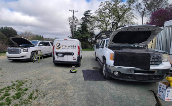 SLOVisitorGuide's tweet photo. Local businesses turn to mobile oil change to save time, boost profits -  https://t.co/858UyMjvmV 
#sanluisobispo https://t.co/EqLLPnA3Hp