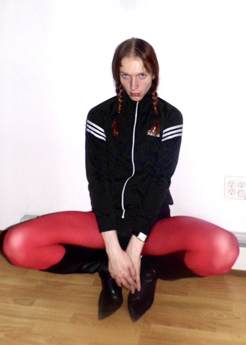 𝙥𝙧𝙖𝙙𝙖 𝙥𝙧𝙞𝙣𝙘𝙚𝙨𝙨 tweet media