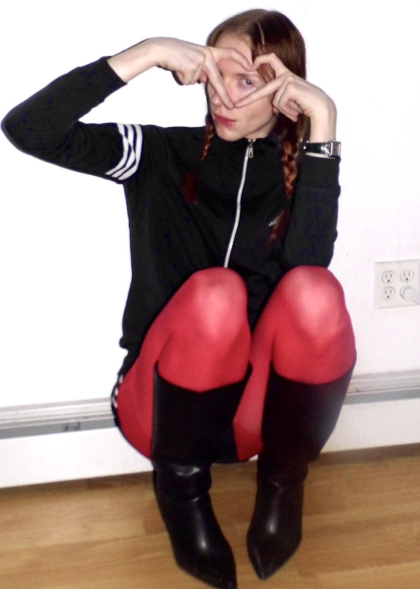 𝙥𝙧𝙖𝙙𝙖 𝙥𝙧𝙞𝙣𝙘𝙚𝙨𝙨 tweet media