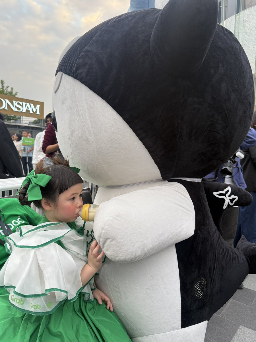 แม่คลอดหนู หนูคลอดน้อง