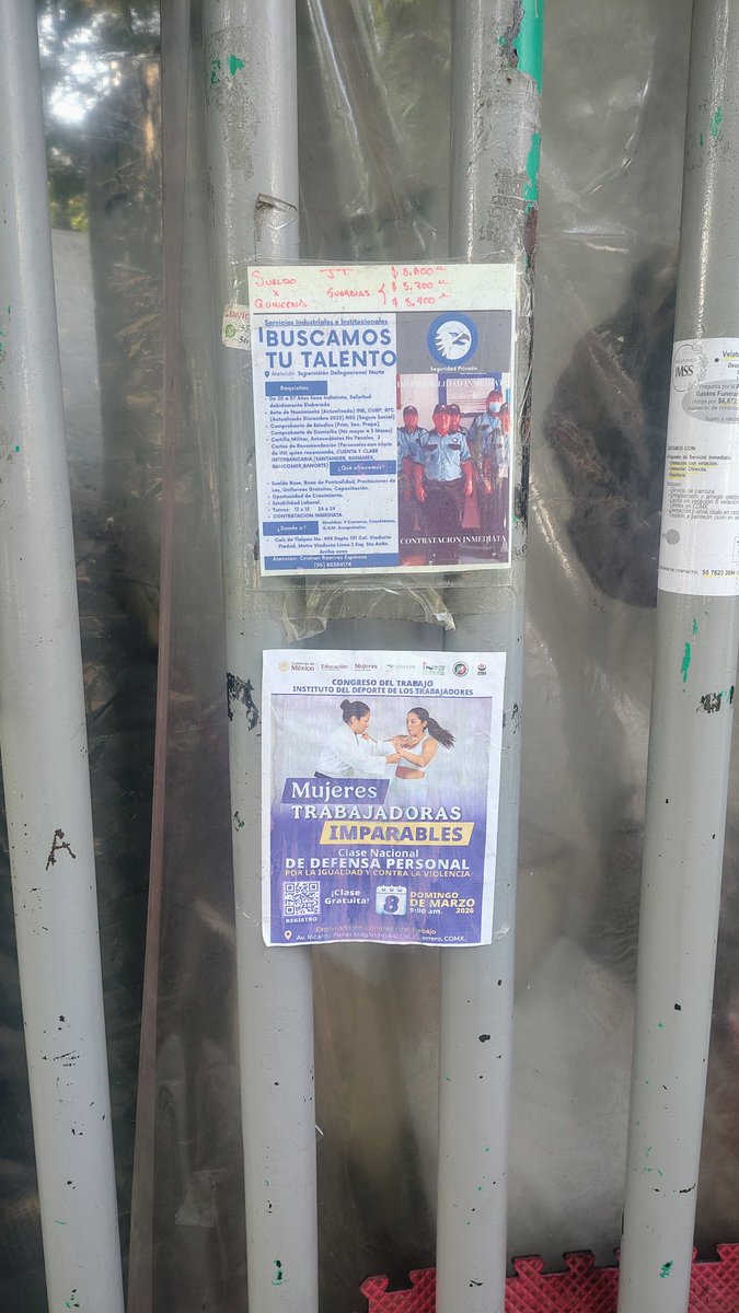 LauraLeon282016's tweet photo. Es una clínica de urgencias @Tu_IMSS  @IMSSCDMXNorte  #clinica27imss  médicas ò centro de reclutamiento???  #siisaseguridadprivada https://t.co/eQjdVK5bxJ