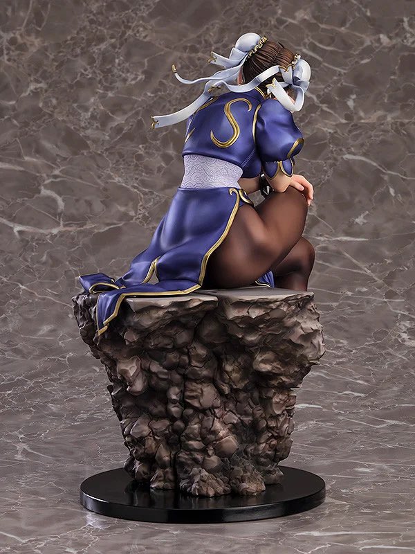 gsc_kahotan's tweet photo. ／
　1/6スケールフィギュア
　春麗【再販】
＼
>> https://t.co/2h5MfHnIRh

2022年にCAPCOMとももち浜調剤薬局のコラボで話題となった、おくすり手帳イラストをイラストレーター #あきまん 氏直接監修のもと忠実に再現✨

グッスマ公式ショップでの
ご予約は4月15日(水)まで！
#ストリートファイター https://t.co/cTkKTzqhPb