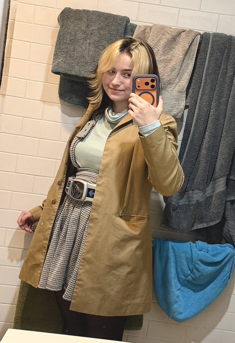 Wearing henshin belts with dresses is pretty cute… I might need to try it out more