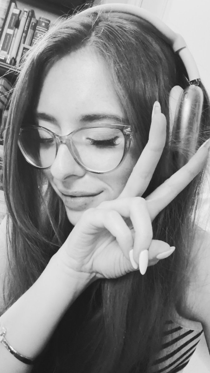 💜 Ashlyn Pearce 💜 tweet media