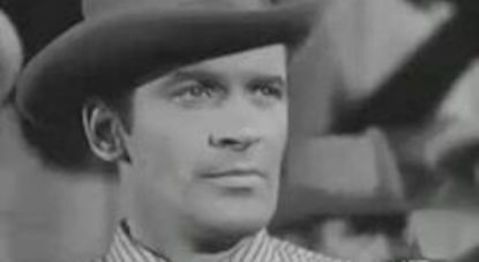 TalkingPicsTV's tweet photo. A new client for #PeterBreck in BLACK SADDLE (1959) 🤠 6am 'Client: Peter Warren' on #TPTV https://t.co/cyfkHh2AIy