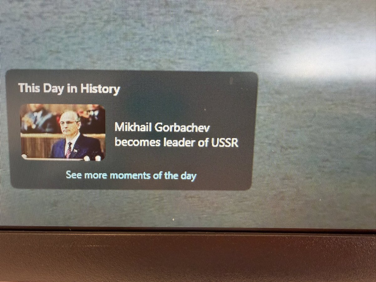 pseudocrazy's tweet image. Beware. The ides of March (the 15th). 

Mikhail Gorbachev became President of the Soviet Union on March 15, 1990. 

#idesofmarch #mikhailgorbachev #ussr #sovietunion