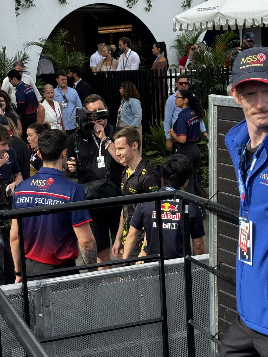 Dylan Lindgren tweet media