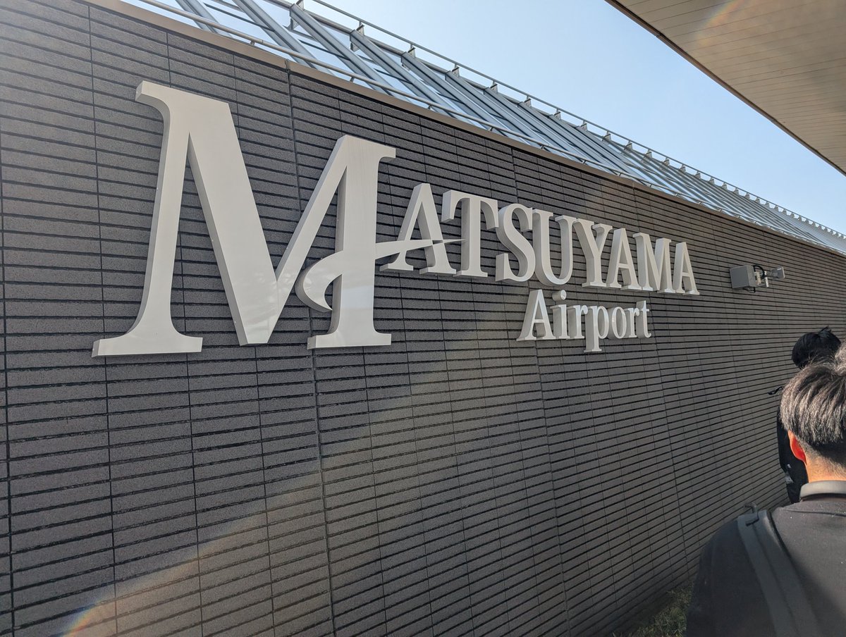 rorosuke__'s tweet photo. youは何しに https://t.co/Rj1YqObyNJ