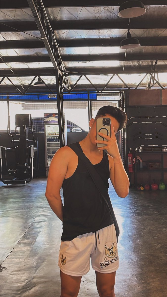 spicycake00 tweet media