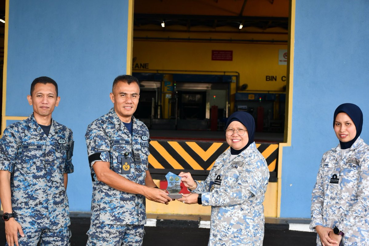 Depot Bekalan Armada Barat tweet media