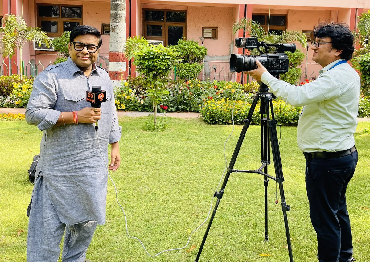 Coming soon on your nearest <a href="/DDNational/">Doordarshan National दूरदर्शन नेशनल</a> channel 😇

Leave No Farmer Behind #HFN