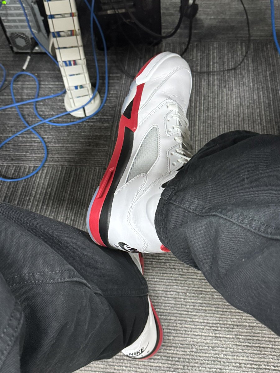 Achilles tweet media