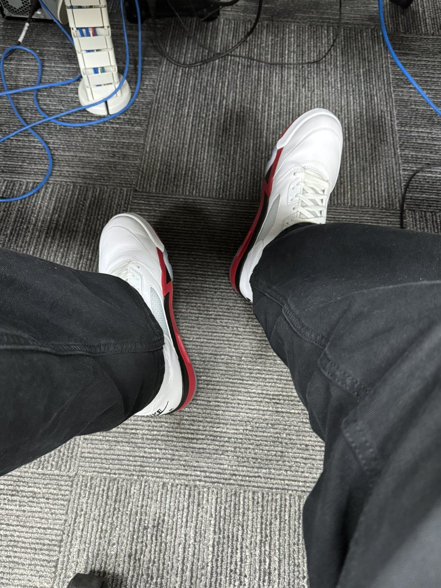 Achilles tweet media