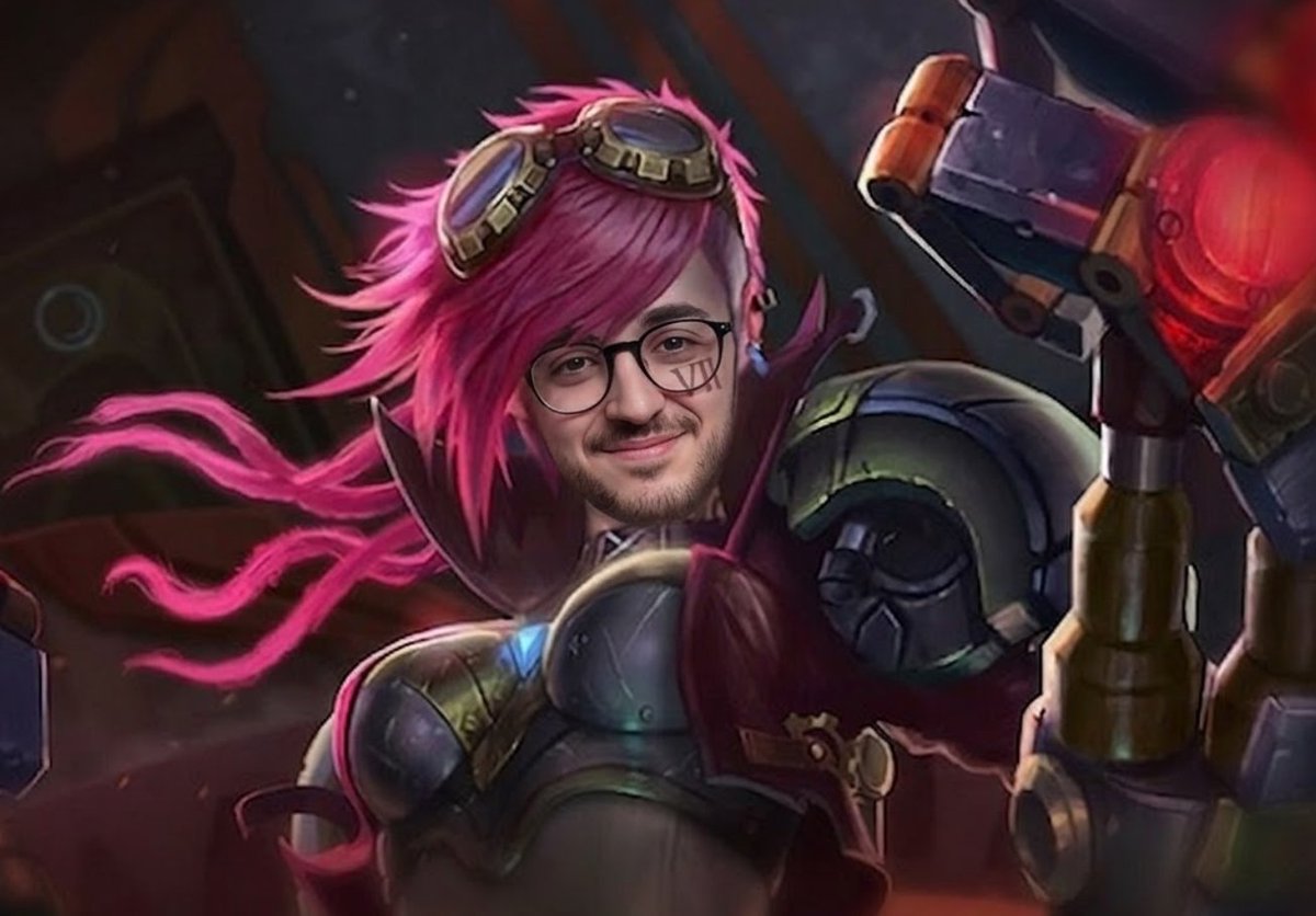 TrackDiff tweet media